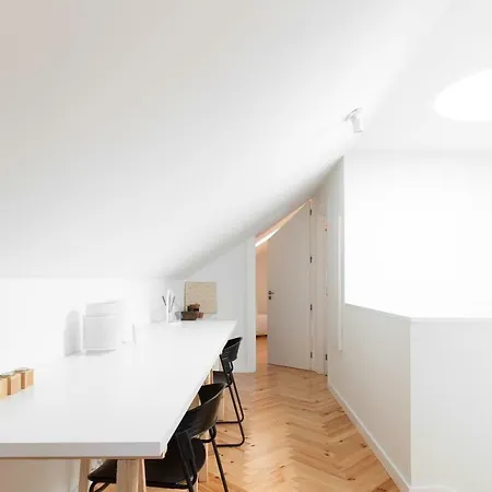 Trendy Bright Flat With Balcony By Host Wise * Porto