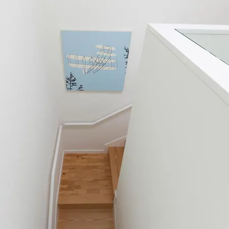 Trendy Bright Flat With Balcony By Host Wise Porto